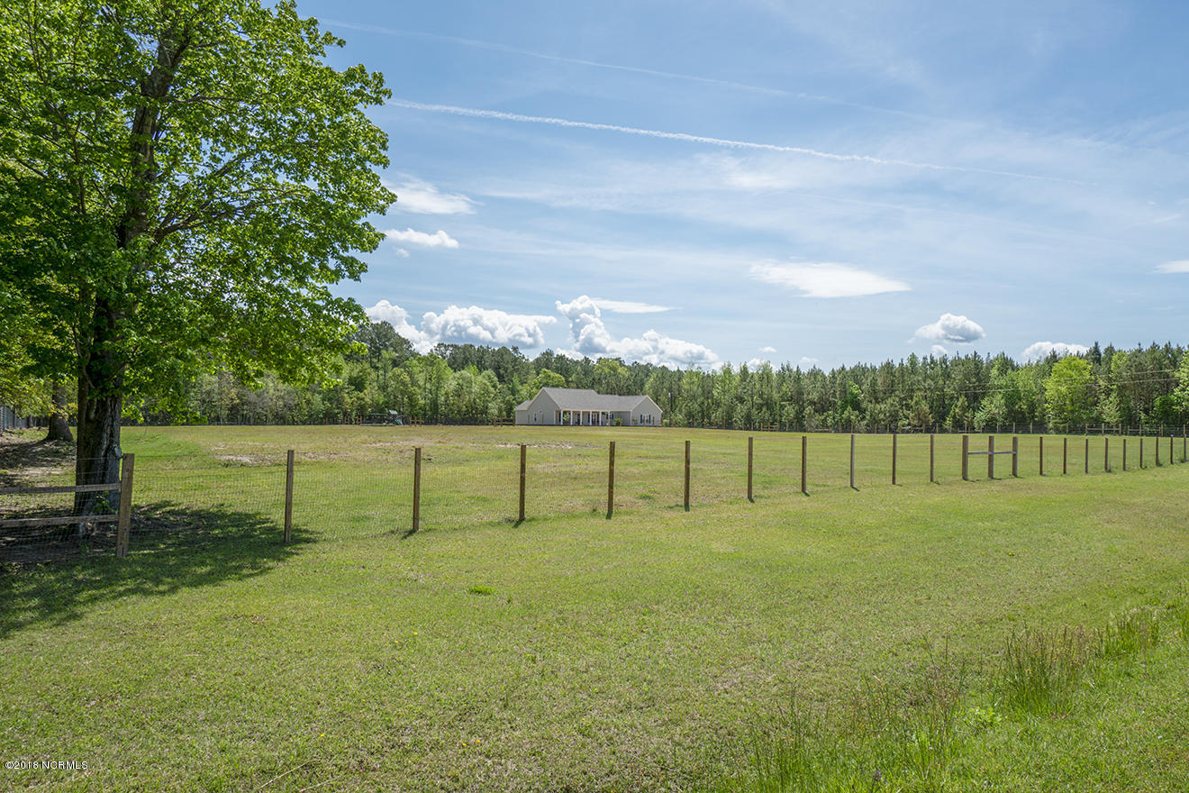 301 Magg Smith Road Pollocksville, NC 28573 - Photo 44 of 47 36