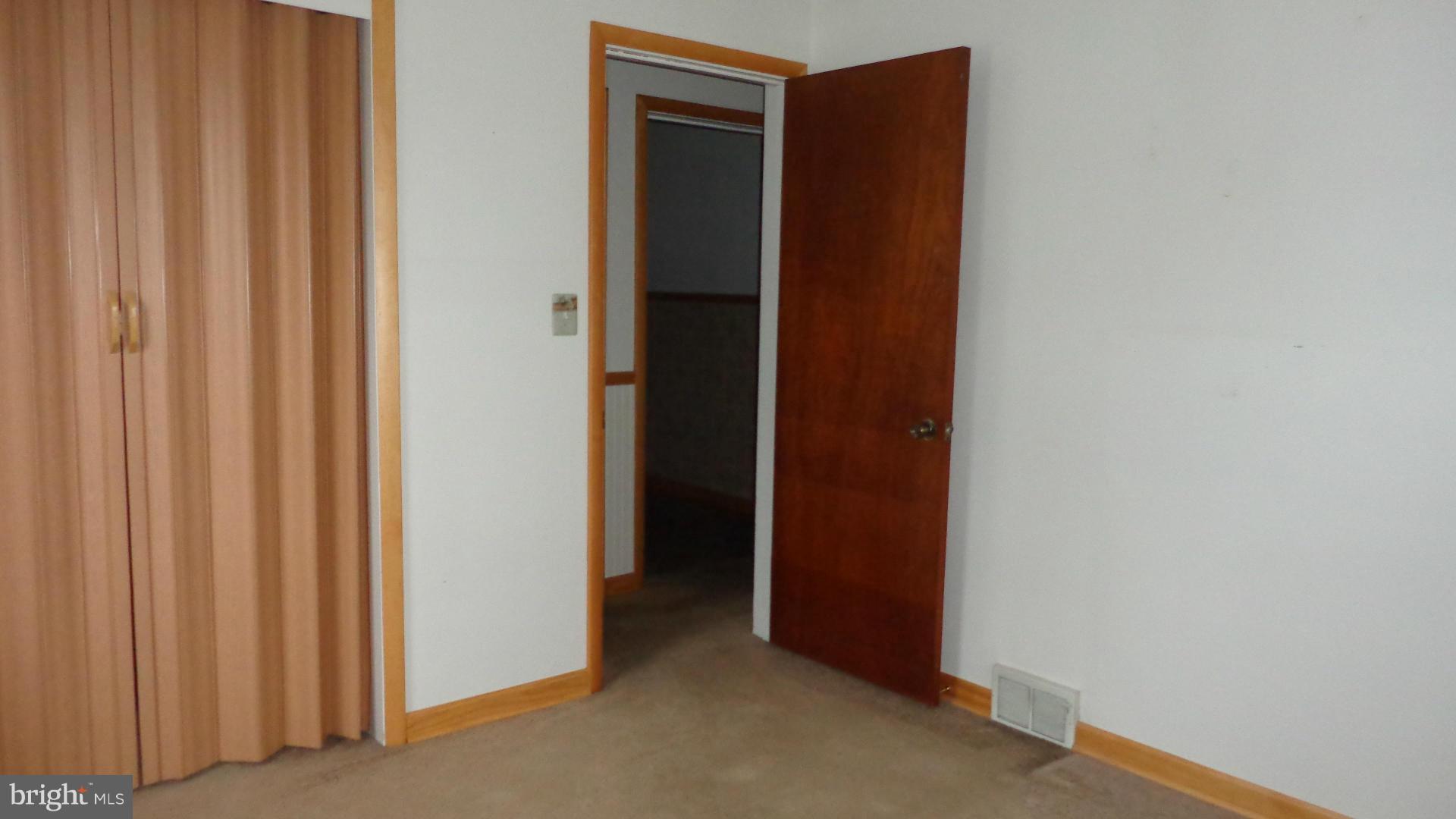 740 Medway Road Hagerstown, MD 21740 - Photo 8 of 13 Interior (General)