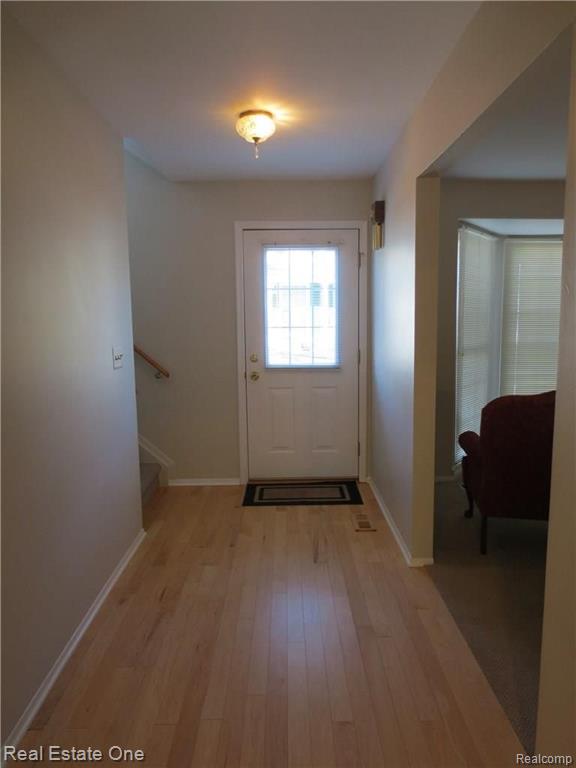 1235 Candlestick Lane, Unit 125 Rochester Hills, MI 48306 - Photo 10 of 31