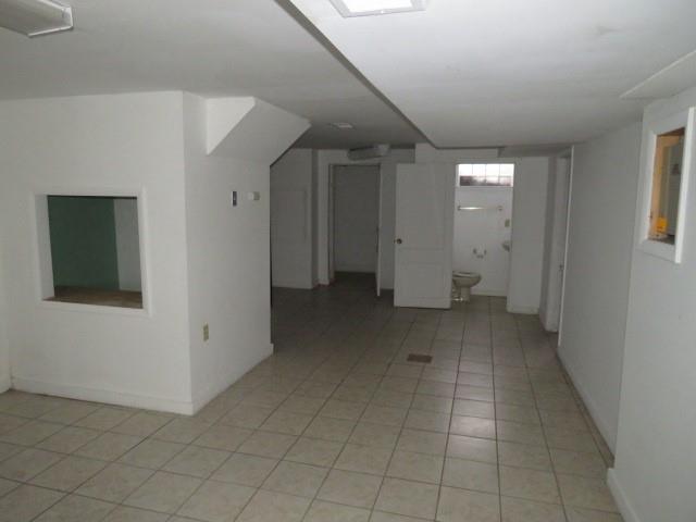 80 Woods Road Pittsburgh, PA 15235 - Photo 17 of 21 a view of a hallway with bathroom