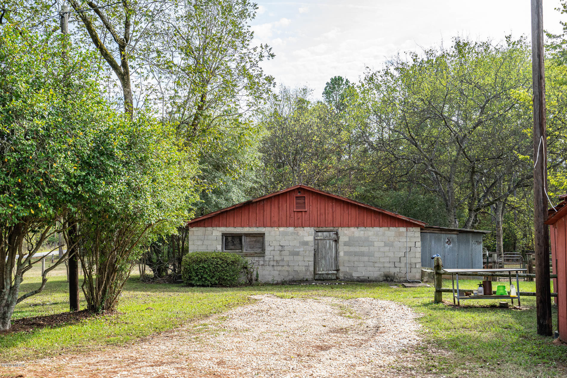 2064 Midway Road Lizella, GA 31052 - Photo 5 of 40 a view of a house with a yard