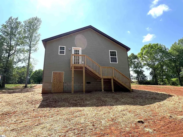 $267,900 | 6221 Moorefield Memorial Highway, Liberty, SC 29657