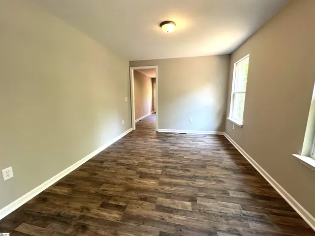 $267,900 | 6221 Moorefield Memorial Highway, Liberty, SC 29657