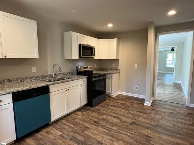 $267,900 | 6221 Moorefield Memorial Highway, Liberty, SC 29657