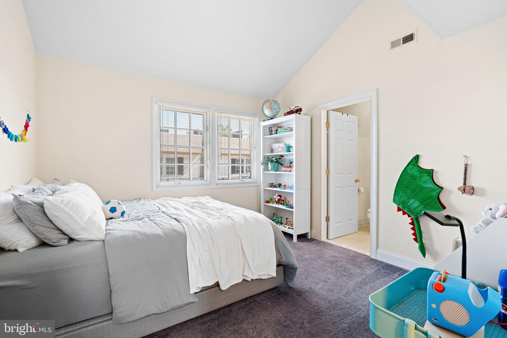 10 Washington Avenue Haddonfield, NJ 08033 - Photo 26 of 35 a bedroom with a bed and a window