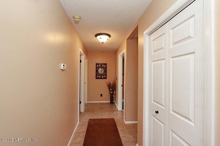 142 Ridge Lake Road Pomona Park, FL 32181 - Photo 15 of 31 hallway