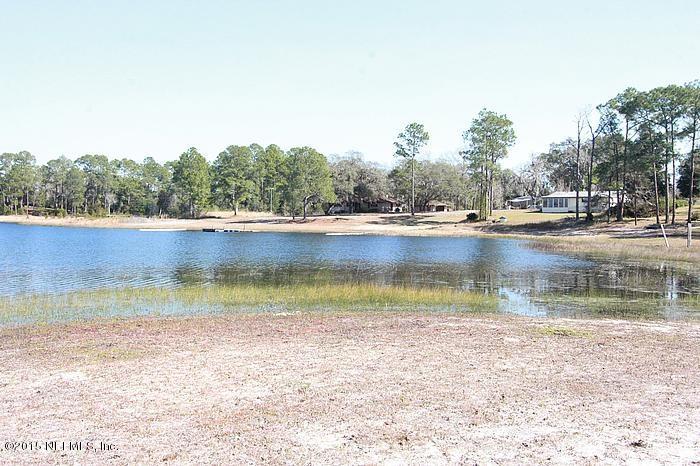 142 Ridge Lake Road Pomona Park, FL 32181 - Photo 24 of 31 lake frontage