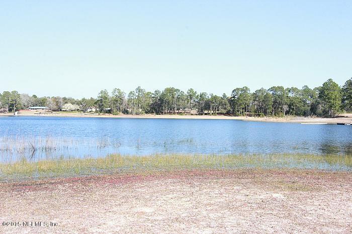 142 Ridge Lake Road Pomona Park, FL 32181 - Photo 25 of 31 lake frontage,2