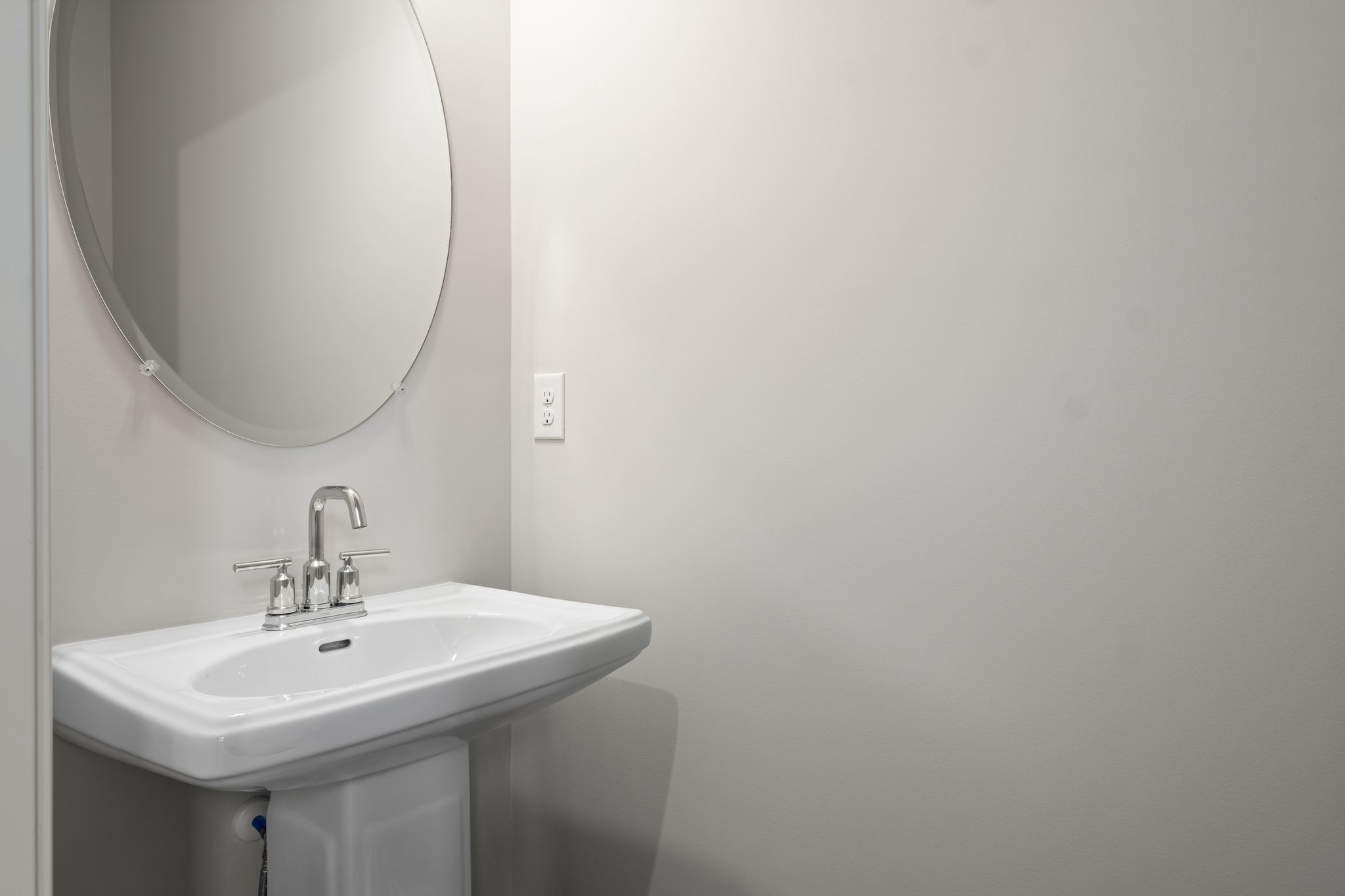 507 Pine Valley Rd Mount Mount Juliet, TN 37122 - Photo 24 of 48 a sink with a mirror