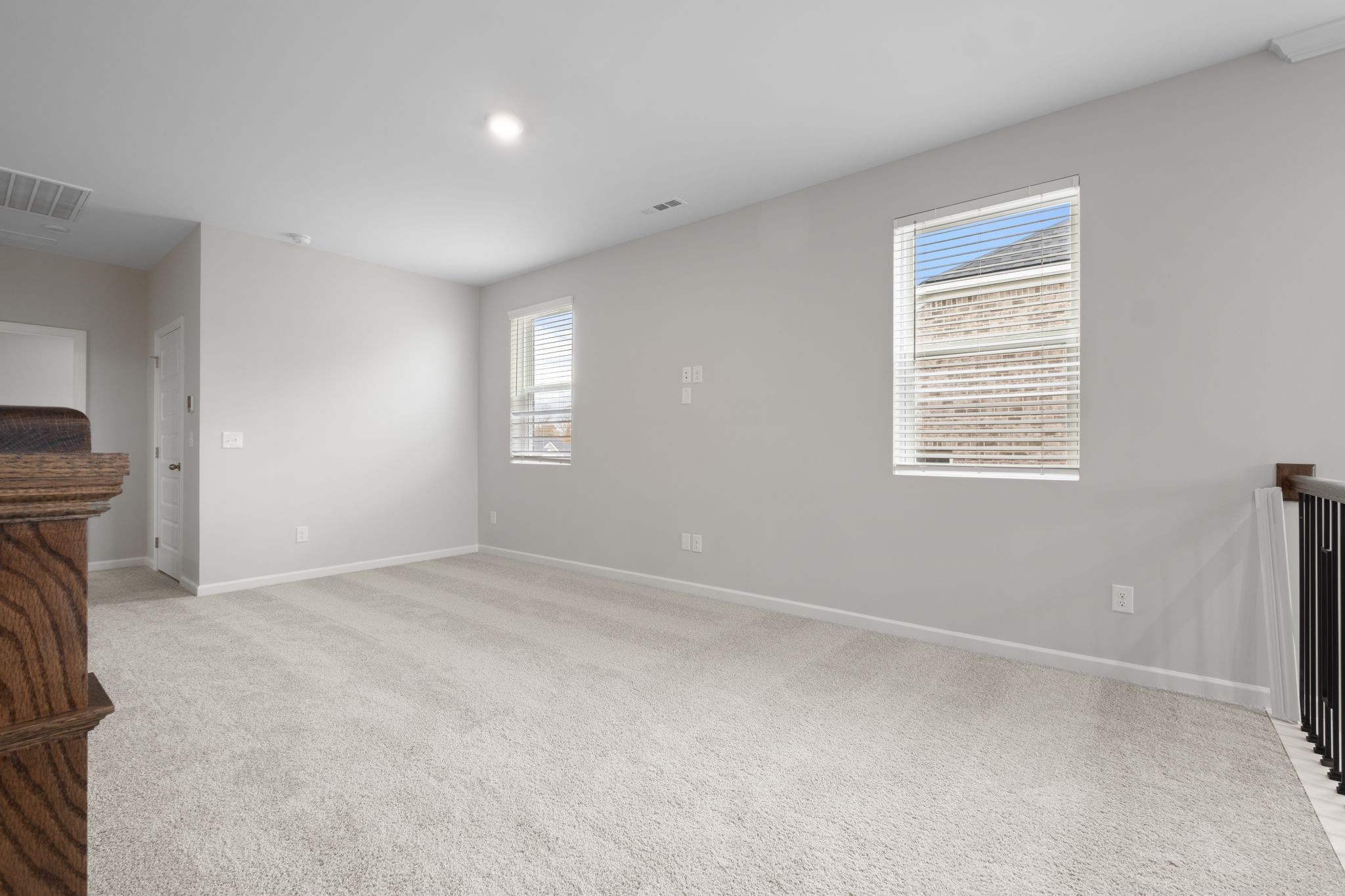 507 Pine Valley Rd Mount Mount Juliet, TN 37122 - Photo 27 of 48 an empty room with windows