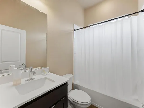 $560,000 | 1044 Pitch Pine Street, Hickory Creek, TX 75065