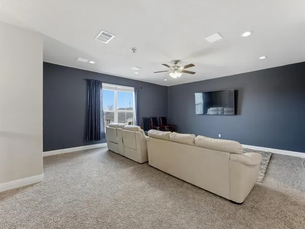 $560,000 | 1044 Pitch Pine Street, Hickory Creek, TX 75065