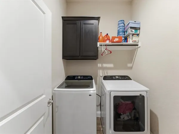 $560,000 | 1044 Pitch Pine Street, Hickory Creek, TX 75065