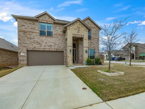 $560,000 | 1044 Pitch Pine Street, Hickory Creek, TX 75065
