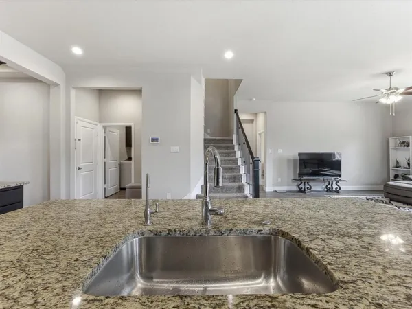 $560,000 | 1044 Pitch Pine Street, Hickory Creek, TX 75065