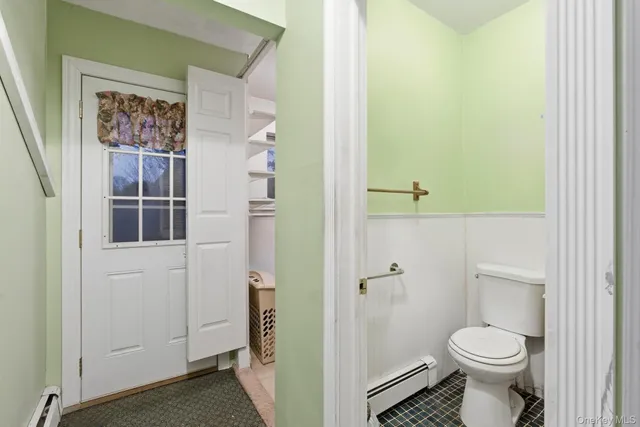 $749,900 | 11 Val Court, Holbrook, NY 11741