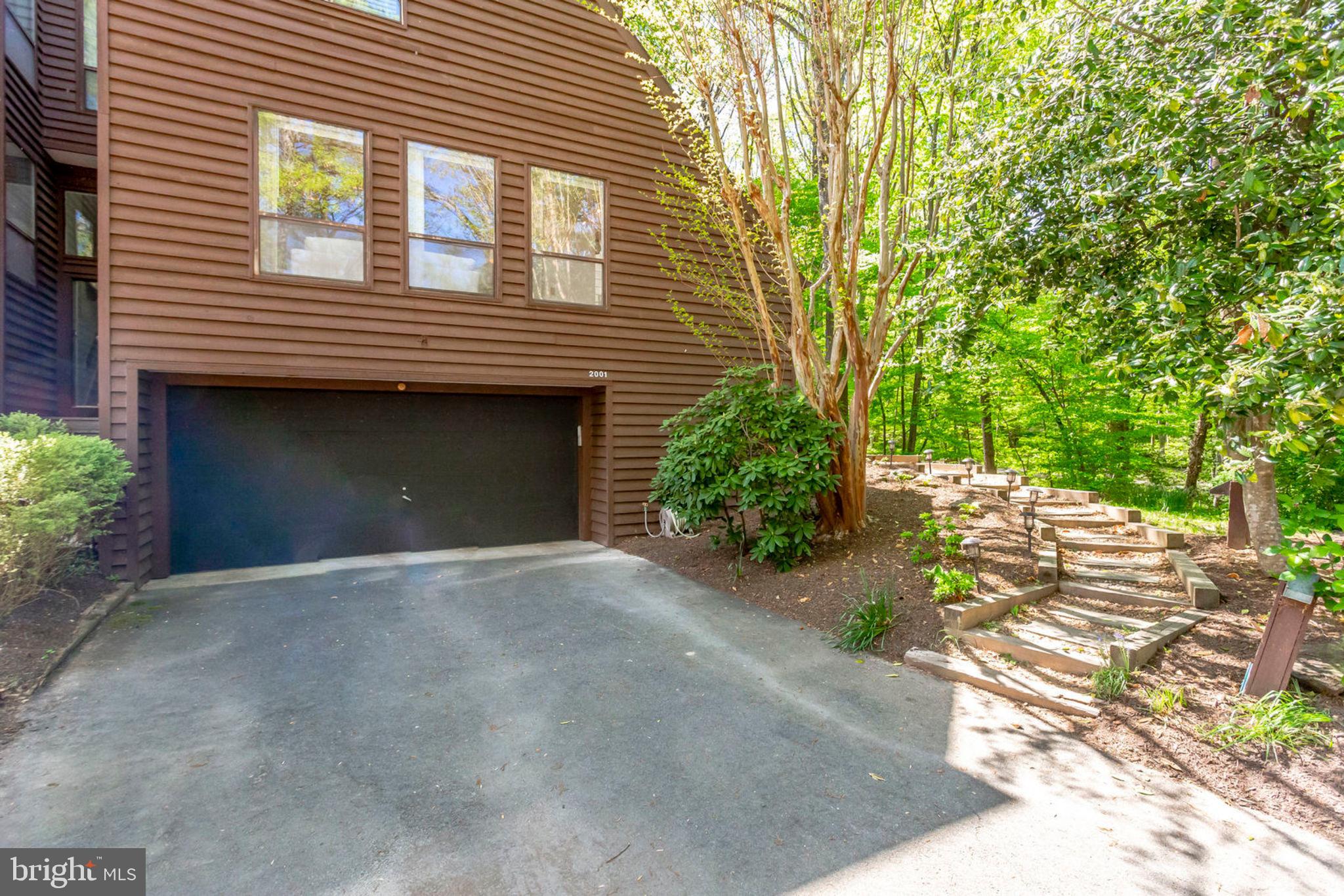 2001 Turtle Pond Drive Reston, VA 20191 - Photo 4 of 79 Gallery Image 4