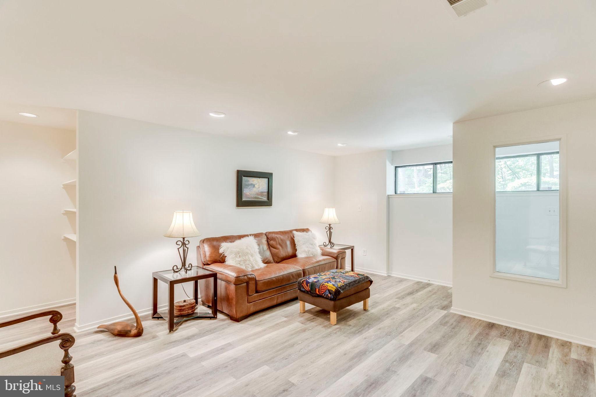 2001 Turtle Pond Drive Reston, VA 20191 - Photo 33 of 79 Gallery Image 33