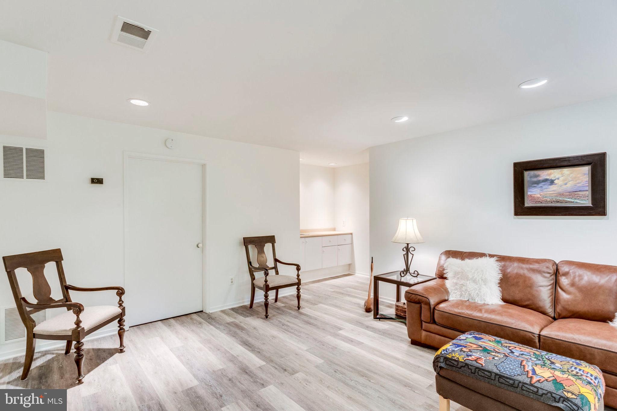 2001 Turtle Pond Drive Reston, VA 20191 - Photo 34 of 79 Gallery Image 34