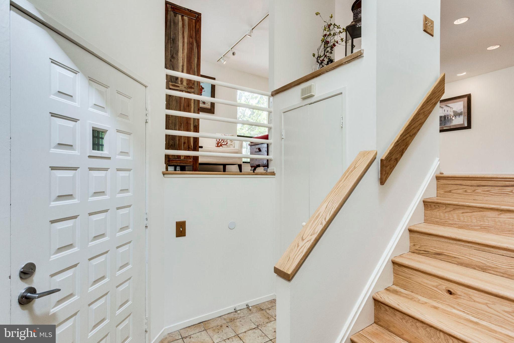2001 Turtle Pond Drive Reston, VA 20191 - Photo 7 of 79 Gallery Image 7