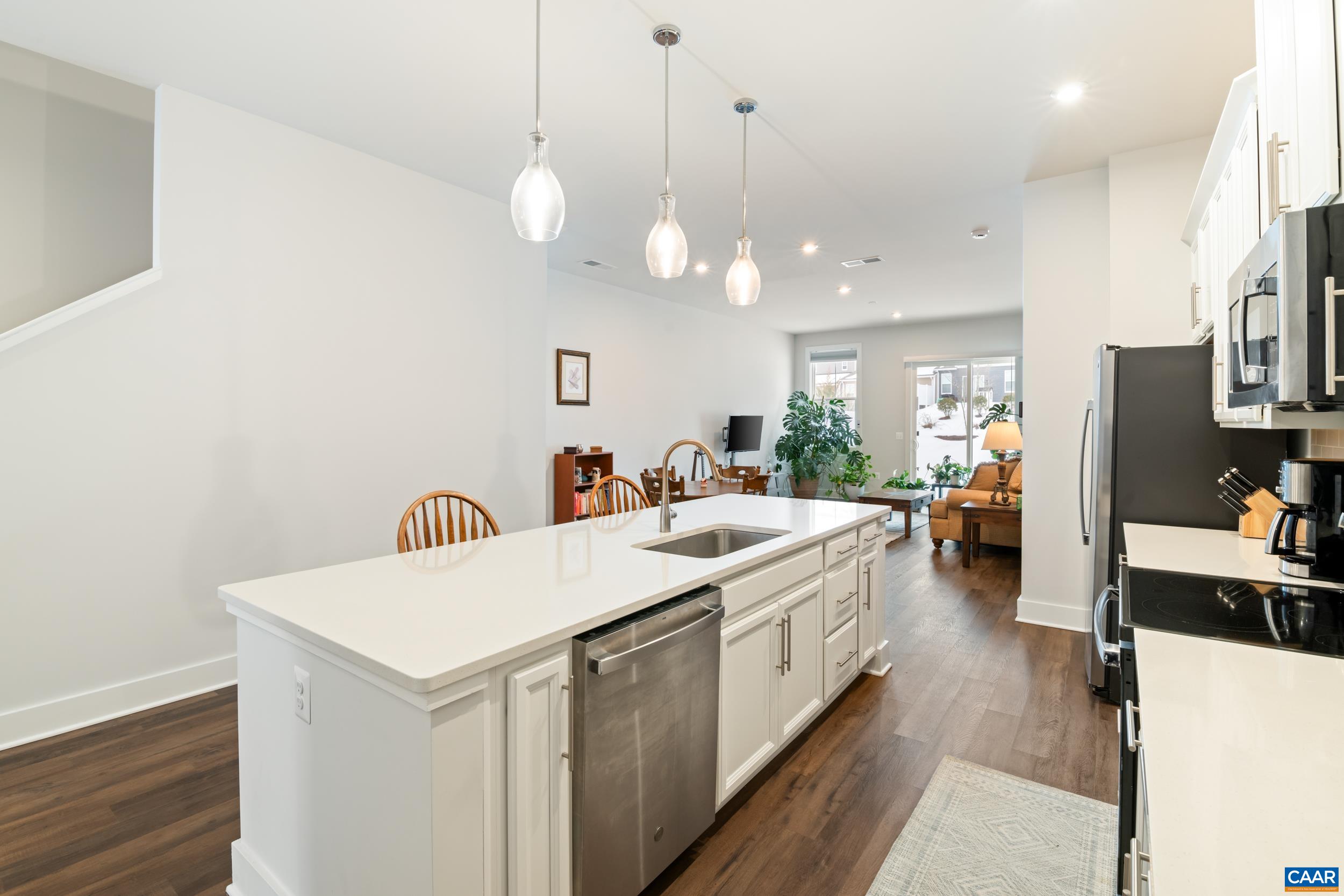 1906 Flora Court Charlottesville, VA 22911 - Photo 9 of 46