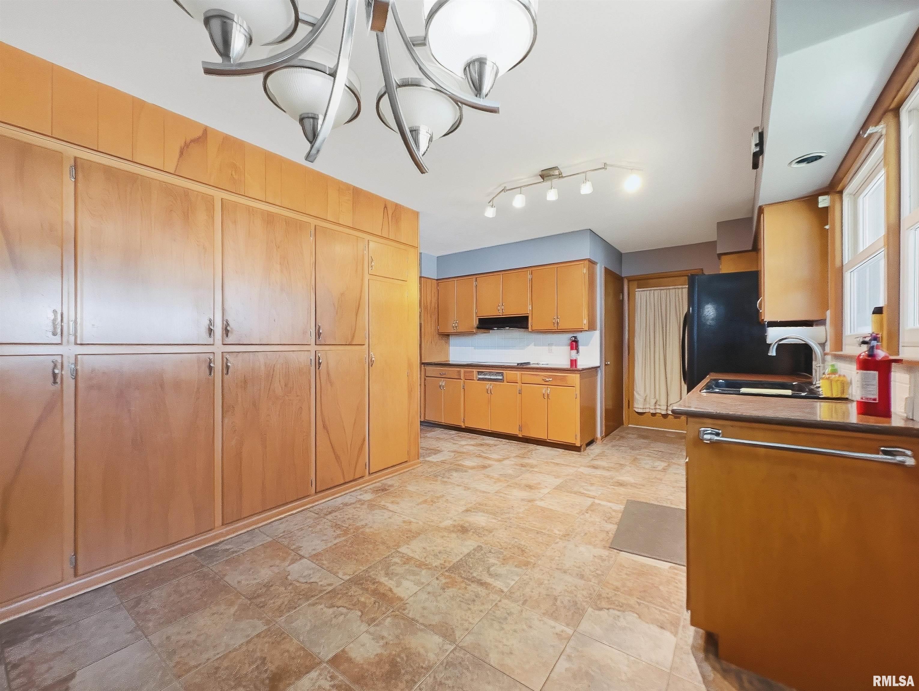 3 Wilmette Drive Normal, IL 61761 - Photo 18 of 38