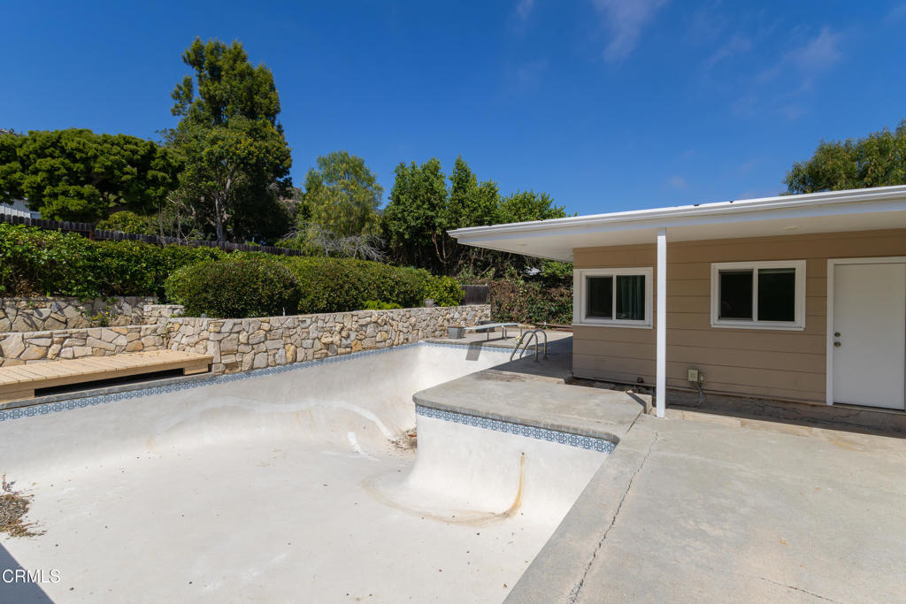 21 Sweetbay Road Rancho Palos Verdes, CA 90275 - Photo 37 of 51 21SWEETBAY_FLEXMLS-1386