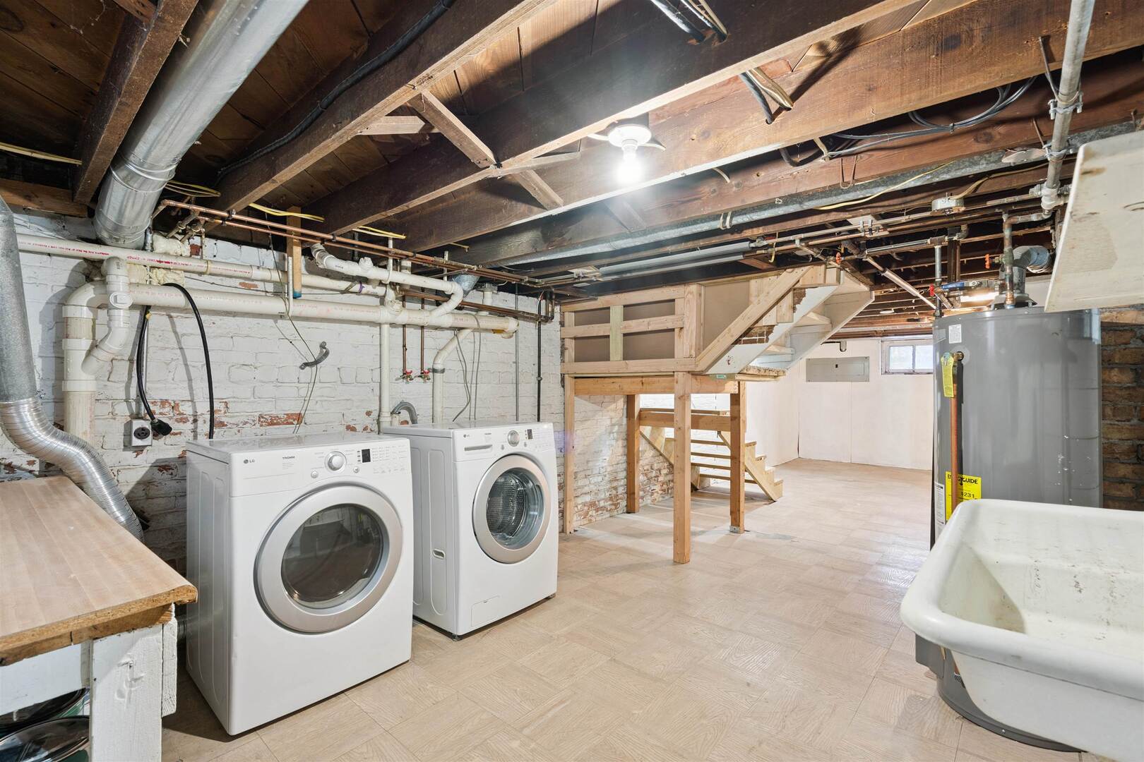 2828 16th Street Moline, IL 61265 - Photo 23 of 39 a utility room with dryer and washer