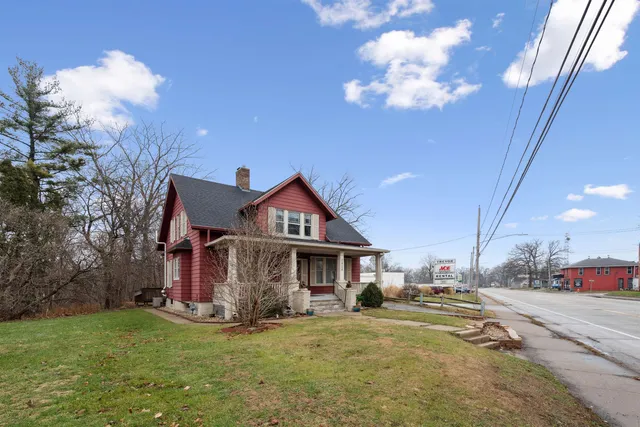 $119,900 | 2828 16th Street, Moline, IL 61265