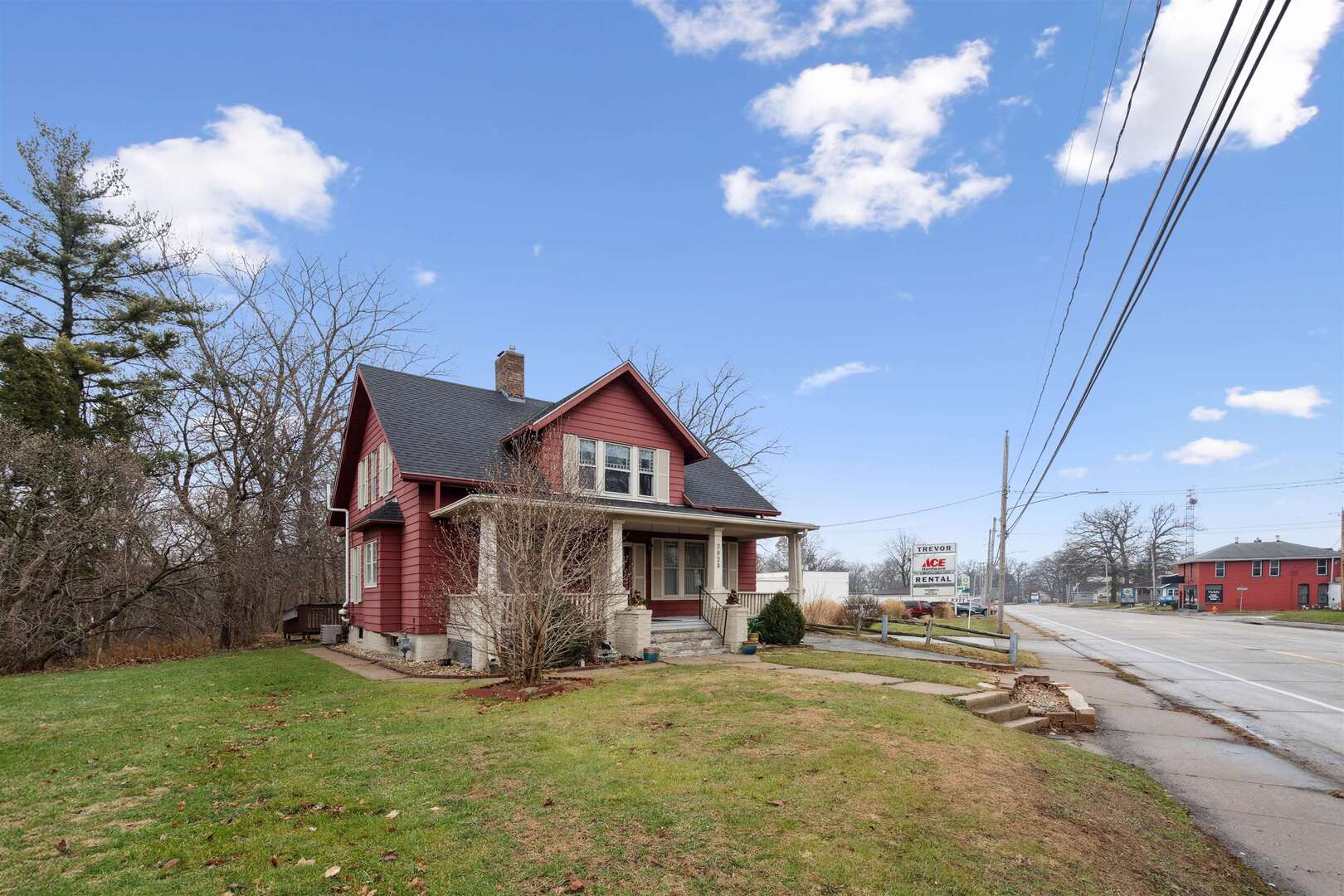 2828 16th Street Moline, IL 61265 - Photo 31 of 39 a view of a house with a snow in a yard
