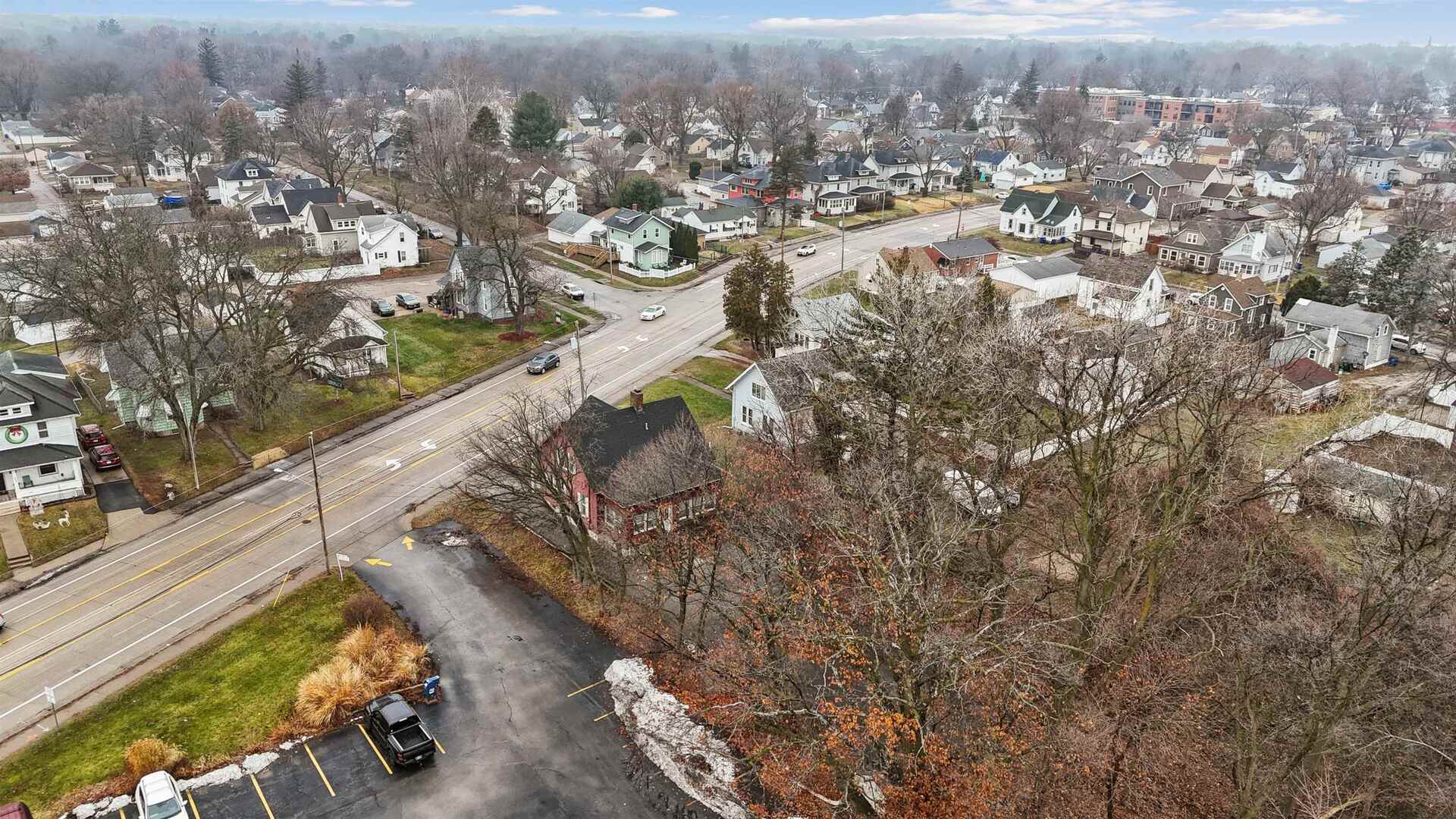 2828 16th Street Moline, IL 61265 - Photo 33 of 39 a view of a city