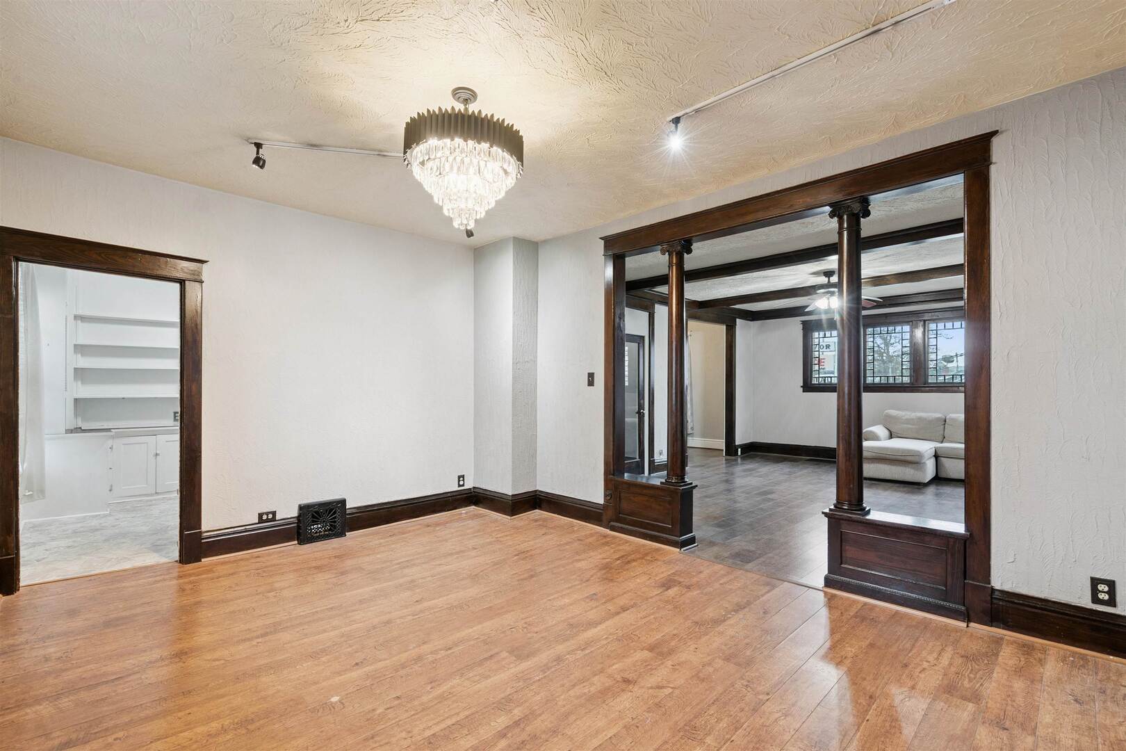 2828 16th Street Moline, IL 61265 - Photo 8 of 39 an empty room with closet and windows