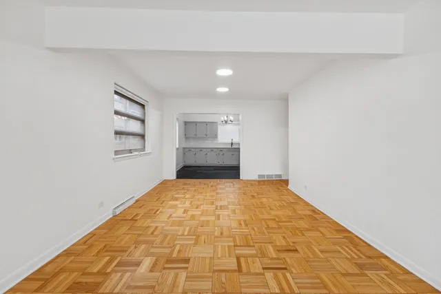 $3,400 | 10454 South Claremont Avenue, Unit 1, Chicago, IL 60643