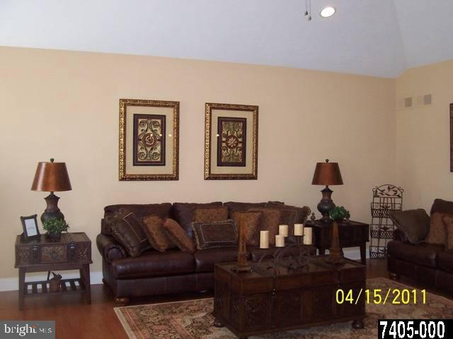 9 Ridgewood Drive Hanover, PA 17331 - Photo 5 of 17