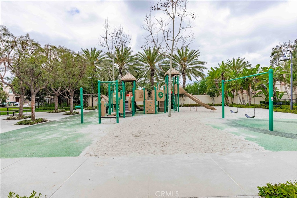 83 Navigator Irvine, CA 92620 - Photo 17 of 19 a view of a park with palm trees