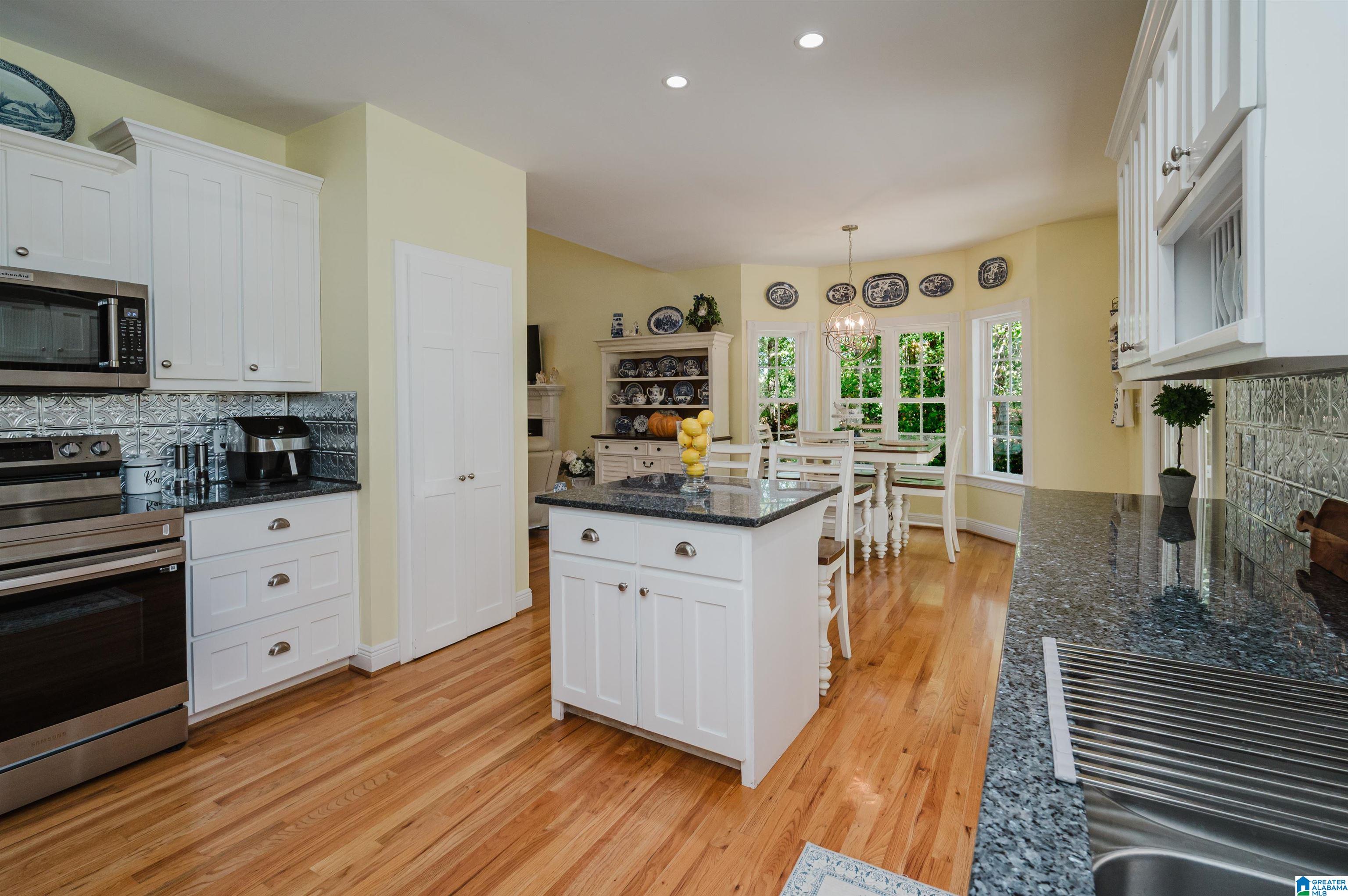 358 Ridge Drive Shelby, AL 35143 - Photo 15 of 94