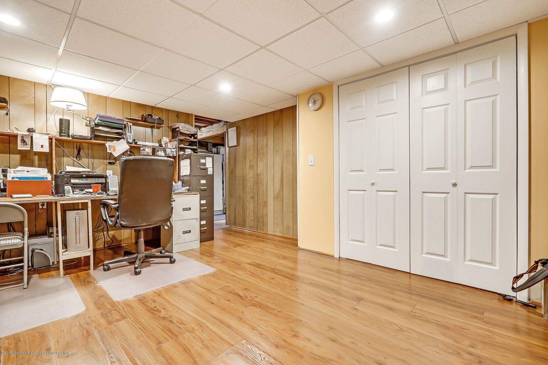 230 Pinecrest Road Oakhurst, NJ 07755 - Photo 27 of 32 28