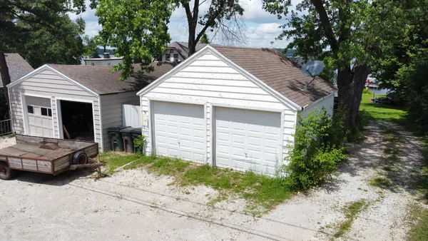 $1,899,000 | N28W26972 Woodland Drive, Pewaukee, WI 53072