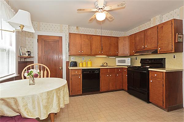 56-58 Lewis Road Belmont, MA 02478 - Photo 9 of 12 Gallery Image 9