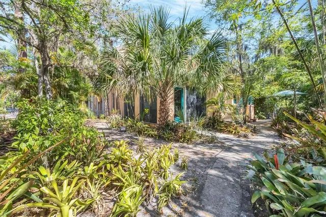 $1,650,000 | 2315 McClellan Parkway, Sarasota, FL 34239