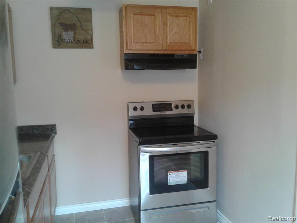 5200 23 Mile Road, Unit 4 Utica, MI 48316 - Photo 7 of 13