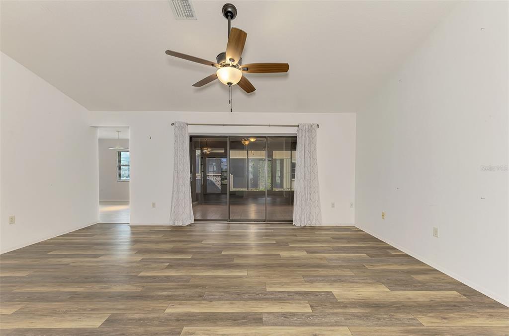 5833 Madison Road Venice, FL 34293 - Photo 14 of 50