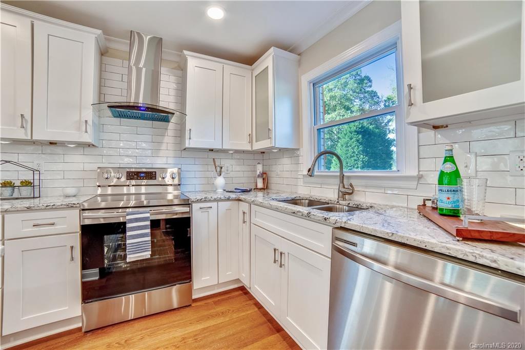 3555 Woodleaf Road Charlotte, NC 28205 - Photo 13 of 33