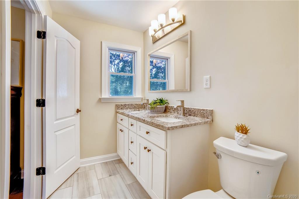 3555 Woodleaf Road Charlotte, NC 28205 - Photo 24 of 33