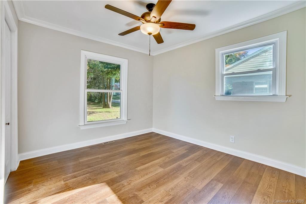 3555 Woodleaf Road Charlotte, NC 28205 - Photo 27 of 33