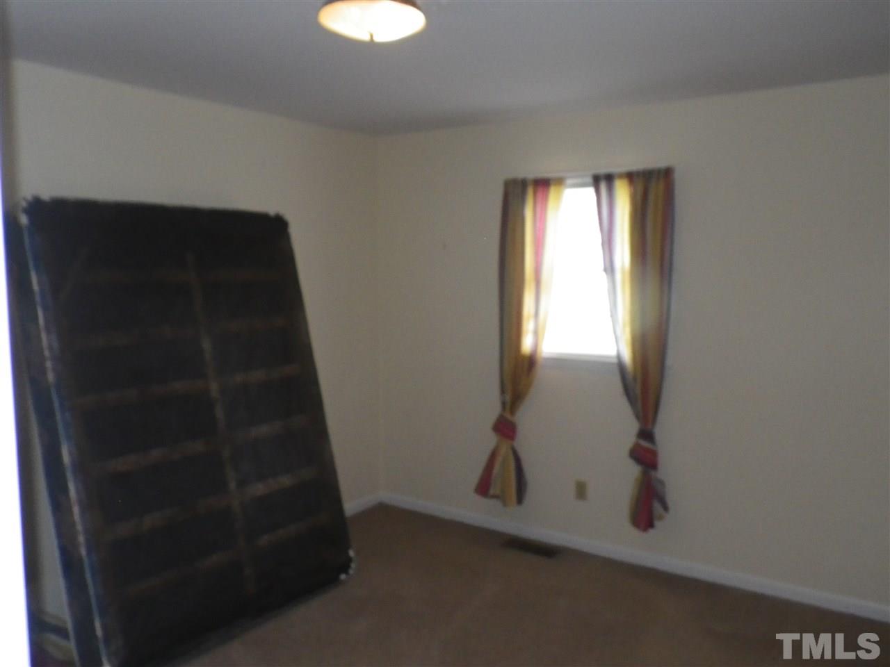 5024 Wickham Road Raleigh, NC 27606 - Photo 7 of 14