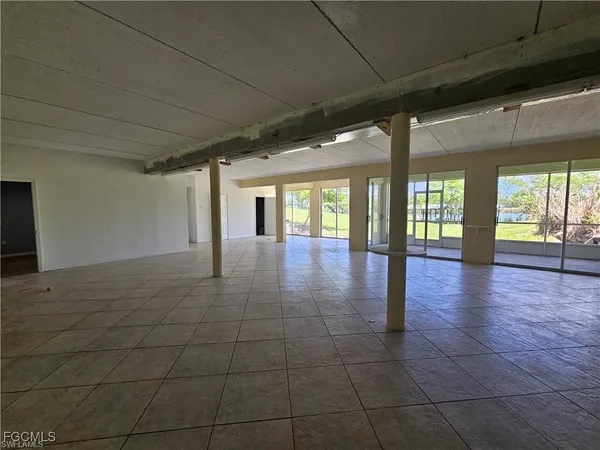 $3,200 | 4942 Fort Denaud Road, Fort Denaud, FL 33935