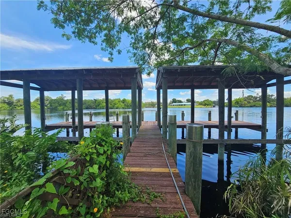 $3,200 | 4942 Fort Denaud Road, Fort Denaud, FL 33935