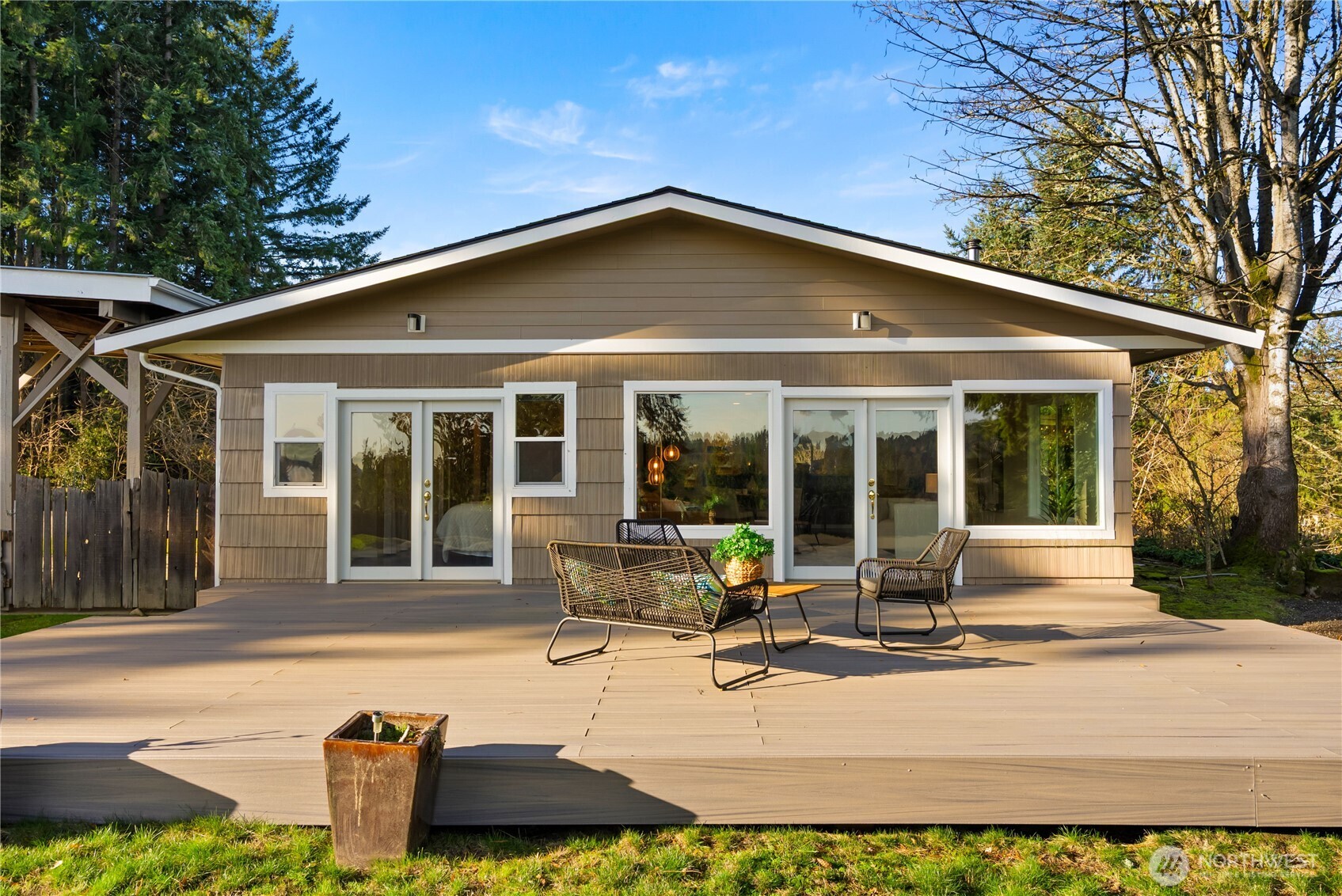 3916 Rosedale Street Northwest Gig Harbor, WA 98335 - Photo 2 of 36