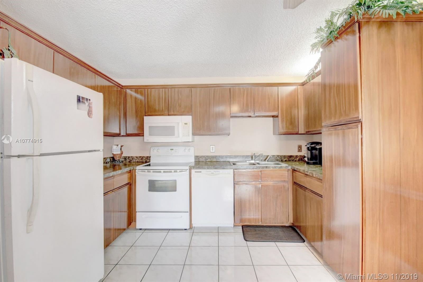 9103 Southwest 20th Street, Unit C Boca Raton, FL 33428 - Photo 12 of 33